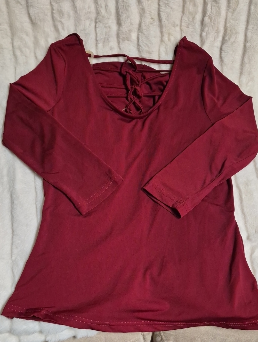 Women’s Venus Lace-Up Scoop Neck Long Sleeve Top - Burgundy